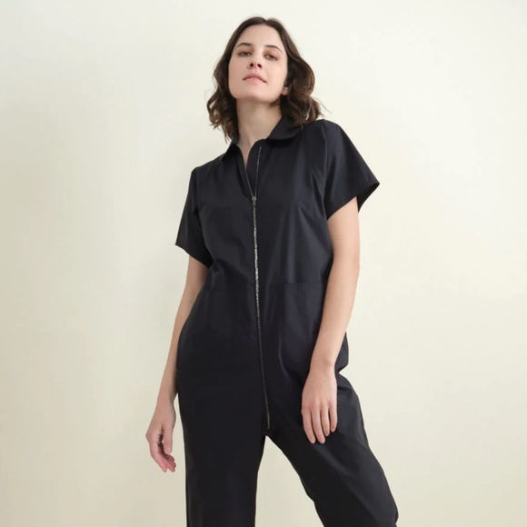 ❌ SOLD ❌  Barrie Jumpsuit in Black *NWT* Sz. 10 - Sold Out - Picture 3 of 11